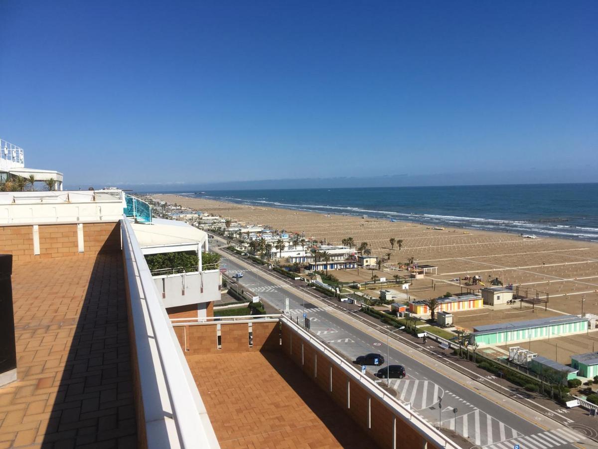 Appartamento Fronte Mare Rimini Exterior foto